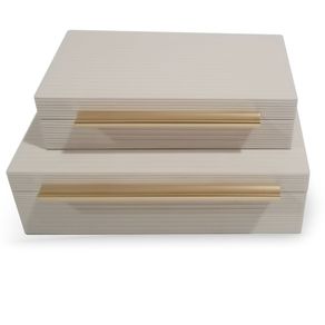 Cj-De-Caixas-Decorativas-Em-Couro-Sintetico-Branco-Detalhe-Dourado-2Pcs