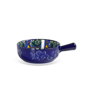 Travessa-Redonda-Em-Ceramica-Com-Relevos-E-Alca-Azul-Com-Desenho-Floral-Interno